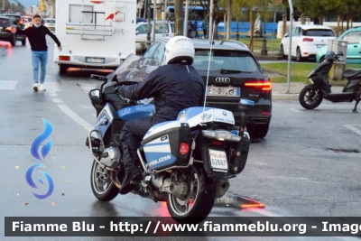 BMW R1200RT II serie
Polizia di Stato
Polizia Stradale
POLIZIA G2667
In scorta alla Mille Miglia 2020
Parole chiave: BMW / R1200RT_IIserie / POLIZIAG2667 1000_Miglia_2020