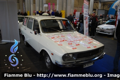 Renault 12
Croce Reale Venaria (TO)
ambulanza storica
già ambulanza aziendale c/o Acciaierie Ferriere del Tanaro
targa originale MI Z98677 reimmatricolata nel 1986 CN 623450
Parole chiave: Renault 12