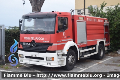 Mercedes-Benz Atego 1828 I serie
Vigili del Fuoco
Comando provinciale di Lucca
Distacamento Permanente di Viareggio
AutoBottePompa allestimento BAI
Parole chiave: Mercedes-Benz Atego 1828 I serie Santa_Barbara_2022