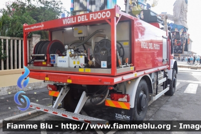 Mercedes-Benz Unimog U5023
Vigili del Fuoco
Comando Provinciale di Lucca
Allestimento Fortini 
Modulo AIB Fortini
VF 29810
Parole chiave: Mercedes-Benz Unimog_U5023 VF29810