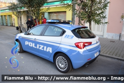 Alfa-Romeo Nuova Giulietta restyle
Polizia di Stato
 Squadra Volante
 Allestita NCT Nuova Carrozeria Torinese
 POLIZIA M1379
Parole chiave: Alfa-Romeo / Nuova_Giulietta_restyle / POLIZIAM1379