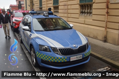 Skoda Octavia Wagon V serie
Polizia di Stato
Polizia Stradale
Allestimento Focaccia
POLIZIA M4686
Parole chiave: Skoda Octavia_Wagon_Vserie POLIZIAM4686 Giro_D_Italia_2023