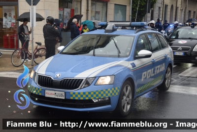 Skoda Octavia Wagon V serie
Polizia di Stato
Polizia Stradale
Allestimento Focaccia
POLIZIA M4686
Parole chiave: Skoda Octavia_Wagon_Vserie POLIZIAM4686 Giro_D_Italia_2023