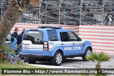 Land Rover Discovery 4
Polizia di Stato
 Squadra Volante
 Unità Operativa di Primo Intervento 
 POLIZIA M2607
Parole chiave: Land-Rover / Discovery_4 / POLIZIAM2607