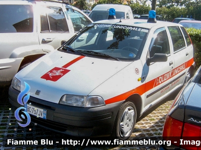 Fiat Punto I serie
Polizia Municipale Vecchiano (PI)
*Dismessa*
Parole chiave: Fiat Punto_Iserie