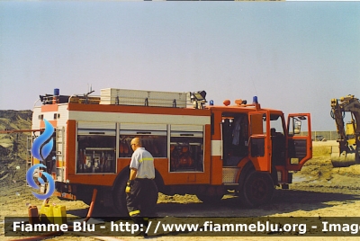 Iveco OM 160
Vigili del Fuoco
Comando Provinciale di Lucca
Distaccamento Permanente di Viareggio
AutoPompaSerbatoio allestimento Baribbi
VF 11939
Parole chiave: Iveco-OM 160 VF11939