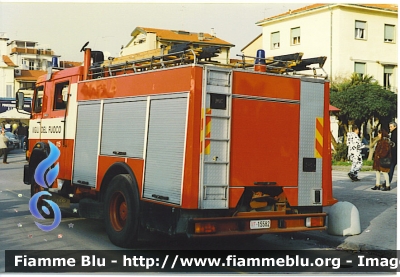 Iveco 180-24
Vigili del Fuoco
Comando Provinciale di Lucca
Distaccamento Permanente di Viareggio
AutoPompaSerbatoio allestimento Baribbi
VF 15582
Parole chiave: Iveco 180-24 VF15882