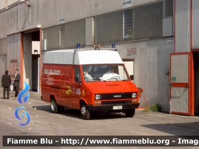 Iveco Daily I serie
Vigili del Fuoco
Comando Provinciale di Brescia
VF 16061
Parole chiave: Iveco DailyIserie VF16061