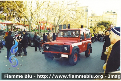 Land Rover Defender 90
Vigili del Fuoco
Comando Provinciale di Lucca
Distaccamento Permanente di Viareggio 
VF 19570
Parole chiave: Land-Rover Defender_90 VF19570