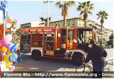 Iveco City2000 100E21 I serie
Vigili del Fuoco
Comando Provinciale di Lucca
Distaccamento di Castelnuovo di Garfagnana
AutoPompaSerbatoio allestimento Iveco-Magirus
VF 21972
Parole chiave: Iveco City2000_100E2_Iserie VF21972