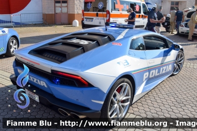 Lamborghini Huracán LP 610-4
Polizia Di Stato
Polizia Stradale
Allestimento Lamborghini
Decorazione Grafica Artlantis
POLIZIA H8862
Con stemma celebrativo "70 Anni Polizia Stradale"
In scorta alla Mille Miglia 2021
Parole chiave: Lamborghini / / / Huracàn_LP610-4 / / / POLIZIAH8862 / Mille_Miglia_2021