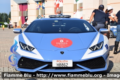 Lamborghini Huracán LP 610-4
Polizia Di Stato
Polizia Stradale
Allestimento Lamborghini
Decorazione Grafica Artlantis
POLIZIA H8862
Con stemma celebrativo "70 Anni Polizia Stradale"
In scorta alla Mille Miglia 2021
Parole chiave: Lamborghini / / / Huracàn_LP610-4 / / / POLIZIAH8862 / Mille_Miglia_2021