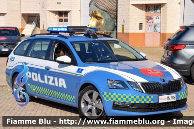 Skoda Octavia Wagon V serie
Polizia di Stato
Polizia Stradale
Allestimento Focaccia
Decorazione Grafica Artlantis
POLIZIA M4708
In scorta alla Mille Miglia 2021
Parole chiave: Skoda / Octavia_Wagon_Vserie / POLIZIAM4708