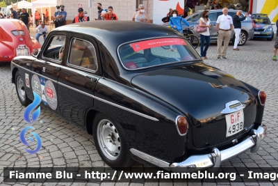 Alfa Romeo 1900
Guardia di Finanza
Anno 1954
GdiF 4938
Mille Miglia 2019
Parole chiave: Alfa-Romeo / 1900 / GdiF4938 / Mille_Miglia_2021