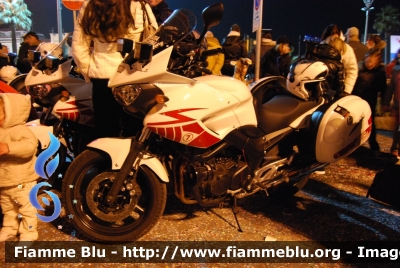 Yamaha TDM 900
Polizia Municipale Viareggio
Sez. Motociclisti
M07
POLIZIA LOCALE YA 00825
Parole chiave: Yamaha TDM 900 PM Viareggio POLIZIA LOCALE 00824