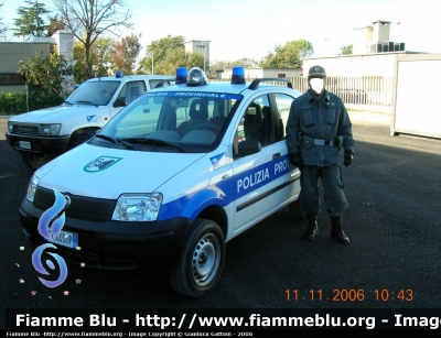 Fiat Nuova Panda 4x4
Polizia Provinciale Pesaro-Urbino
Parole chiave: Fiat Nuova_Panda_4x4 Polizia_Provinciale Pesaro_Urbino