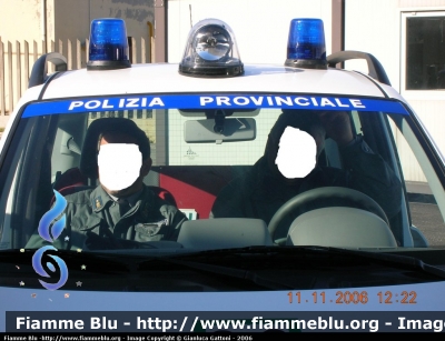 Fiat Nuova Panda 4x4
Polizia Provinciale Pesaro-Urbino
Parole chiave: Fiat Nuova_Panda_4x4 Polizia_Provinciale Pesaro_Urbino