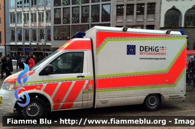 Volkswagen Transporter T5 
Bundesrepublik Deutschland - Germania
DEHiG Rettungsdienst Berlin
Parole chiave: Volkswagen Transporter_T5 Ambulanza