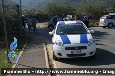 Fiat Grande Punto
Polizia Municipale Villanova d'Albenga (SV)
Parole chiave: Fiat Grande_Punto