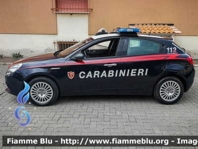 Alfa-Romeo Nuova Giulietta restyle
Carabinieri
Nucleo operativo e radiomobile
Allestita NCT Nuova Carrozzeria Torinese
Decorazione Grafica Artlantis
CC DR 055
Parole chiave: Alfa-Romeo Nuova_Giulietta_restyle CCDR055