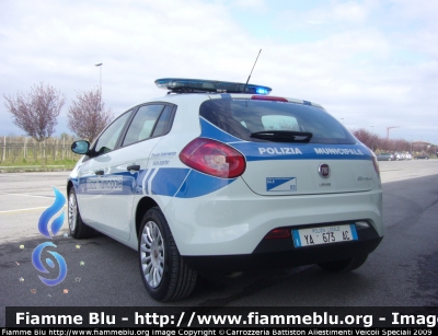 Fiat Nuova Bravo
Polizia Municipale Associazione Intercomunale Sile-Comune capofila Azzano Decimo (PN)
Polizia Locale YA 673 AC
Parole chiave: Fiat Nuova_Bravo