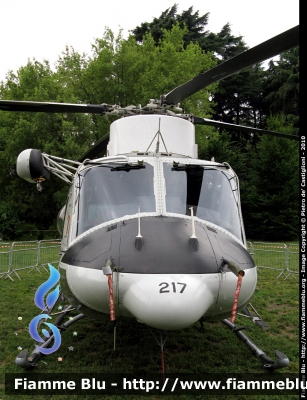 Agusta Bell AB412
Guardia di Finanza
GF-217
Parole chiave: AB412 GdiF Guardia_di_Finanza GF217 elicottero