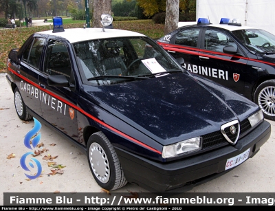 Alfa Romeo 155
Carabinieri 
Nucleo Operativo e Radiomobile
Autovettura Storica
CC AV 069 (targa riprodotta)
Collezione Giancarlo Pietra
Parole chiave: Alfa_Romeo 155 Carabinieri Giancarlo_Pietra CCAV069 4_novembre_2010 lampeggiante