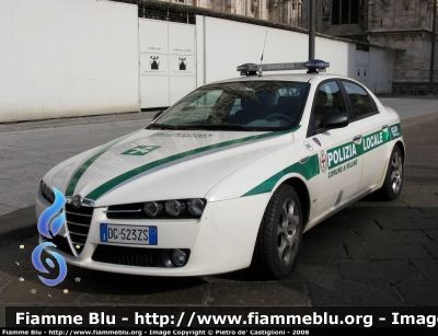 Alfa Romeo 159 JTDm
Polizia Locale Milano
Reparto radiomobile
3613 - DG 523 ZS

Parole chiave: 3613 Alfa_Romeo_159JTDm Polizia_Locale Milano Reparto_radiomobile