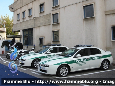 Alfa-Romeo 159
Polizia Locale
Comune di Brescia
Open day Polizia Locale Lombardia 2012
POLIZIA LOCALE YA 893 AC
POLIZIA LOCALE YA 894 AC
Parole chiave: Alfa-Romeo 159 POLIZIALOCALEYA894AC POLIZIALOCALEYA893AC Open_day_Polizia_Locale_2012