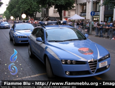 Alfa Romeo 159 Sportwagon Q4
Polizia di Stato
Polizia Stradale
Assistenza 1000 Miglia 2011
Polizia H0716 - F9327
Parole chiave: PS Polizia_Stradale PoliziaH0716 1000_Miglia_2011 autovettura PoliziaF9327