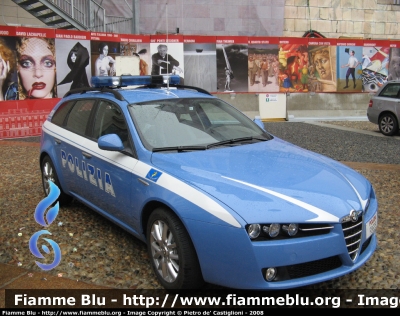 Alfa Romeo 159 Sportwagon Q4
Polizia Stradale
Polizia F8639

Parole chiave: Alfa_Romeo 159_Sportwagon Polizia_Stradale PoliziaF8639 Q4