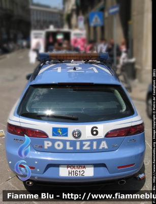 Alfa Romeo 159 Sportwagon Q4
Polizia di Stato
Polizia Stradale
in scorta al Giro d'Italia 2011
POLIZIA H1612
Parole chiave: Giro_Italia_2011 Polizia _Stradale POLIZIAH1612 auto Alfa_Romeo 159_Sportwagon_Q4 Alfa_Romeo_159