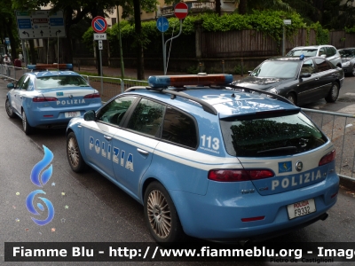 Alfa Romeo 159 Sportwagon Q4
Polizia di Stato
Polizia Stradale
1000 Miglia 2013 
Polizia F9332
Parole chiave: Alfa-Romeo 159_Sportwagon_Q4 PoliziaF9332 Mille_Miglia_2013