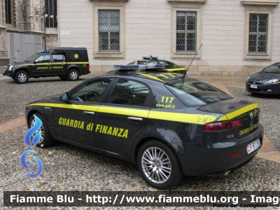 Alfa Romeo 159
Guardia di Finanza
Festa delle Forze Armate 2012
GdiF 912 BG
Parole chiave: Alfa-Romeo 159 GdiF912BG Festa_Forze_Armate_2012