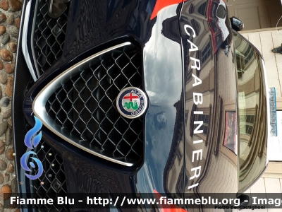 Alfa Romeo Nuova Giulia Quadrifoglio
Carabinieri
Nucleo Operativo e RadioMobile di Milano
CC DK 555

130° anniversario
Associazione Nazionale Carabinieri
Parole chiave: Alfa-Romeo Nuova_Giulia_Quadrifoglio CCDK555 130_ANC