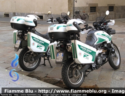 Aprilia Pegaso III serie
Polizia Locale
Comune di Milano
4326 – CX 99762
4325 – CX 99763

Parole chiave: Lombardia (MI) Polizia_Locale Aprilia_Pegaso_III_serie 4326 CX99762 4325 CX99763 Lombardia (MI) motocicletta