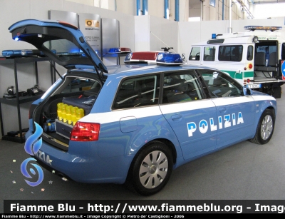 Audi A4 Avant IV serie
Polizia Stradale
Prototipo esposto allo stand “OVT” al Reas 2006

Parole chiave: Polizia_Stradale prototipo stand OVT Reas_2006 Audi A4_Avant_IV_serie