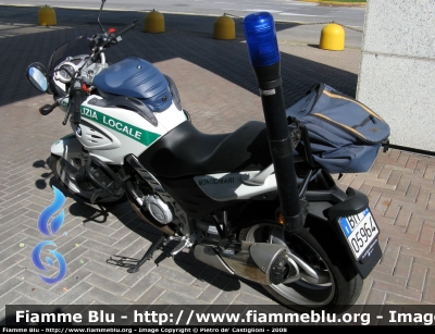 BMW F650 CS
Polizia Locale - Montichiari
Parole chiave: BMW F650CS Reas_2008