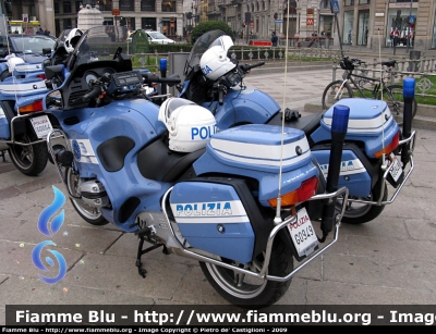 Bmw R850RT
Polizia Stradale
Polizia G0948 - G0949

Parole chiave: Polizia_stradale BMW R850RT PoliziaG0948 PoliziaG0949