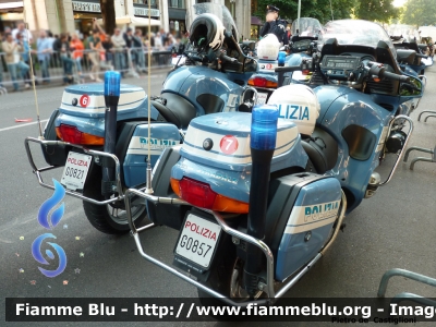 Bmw R850RT II serie
Polizia di Stato
Polizia Stradale in scorta alla Mille Miglia 2012
POLIZIA G0857 - POLIZIA G0821
Parole chiave: Bmw R850_RT_IIserie PoliziaG0857 PoliziaG0821 Mille_Miglia_2012