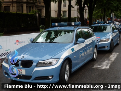 Bmw 320 Touring E91 restyle
Polizia di Stato
Polizia Stradale
1000 Miglia 2013
POLIZIA H4318
Parole chiave: Bmw 320_Touring_E91_restyle PoliziaH4318 Mille_Miglia_2013