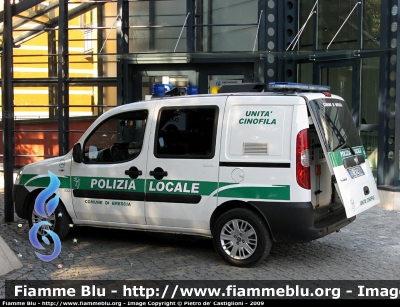 Fiat Doblò II serie
Polizia Locale
Brescia
Unità cinofila
DL 629 NA
Parole chiave: Fiat Doblò_IIserie