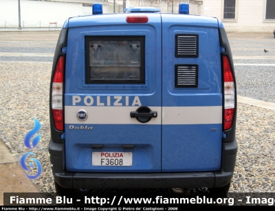 Fiat Doblò I serie
Polizia di Stato
Unità cinofila
Polizia F3608

Parole chiave: Fiat Doblò_Iserie PoliziaF3608