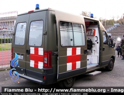 Fiat Ducato 4x4 III serie
Aeronautica Militare
ambulanza allestimento Bollanti
versione Dangel 4x4
AM CC 264

Parole chiave: Fiat Ducato_4x4_IIIserie AM Servizio_Sanitario festa_forze_Armate_2008 ambulanza Bollanti AMCC264