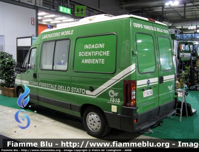 Fiat Ducato III serie
Corpo Forestale dello Stato
Laboratorio Mobile
Indagini scientifiche ambiente
CFS 541 AE

Parole chiave: Rho fiera_Milano Sicurtech_2008 Corpo_Forestale Fiat_Ducato_III_serie Indagini_scientifiche_ambiente Laboratorio_Mobile CFS541AE