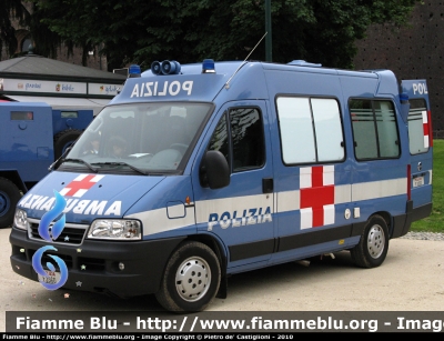 Fiat Ducato III serie
Polizia di Stato
Servizio Sanitario
Polizia F3560
Parole chiave: Fiat Ducato_IIIserie Ambulanza PoliziaF3560 Bollanti