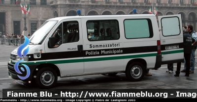 Fiat Ducato II serie
Polizia Municipale
Milano
Nucleo Sommozzatori
AR 167 MD

Parole chiave: Polizia_ Municipale Milano PM Fiat Ducato_IIserie Nucleo_Sommozzatori AR167MD minibus