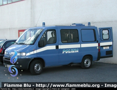 Fiat Ducato II serie
Polizia di Stato
Unità cinofila
Polizia D6316
Versione con scritta di nuovo tipo

Parole chiave: Fiat Ducato_II_serie PoliziaD6316 cinofili