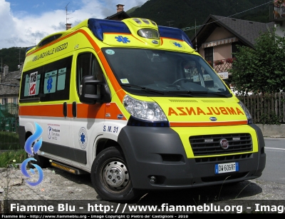 Fiat Ducato X250
Associazione Volontari
Mutuo Soccorso Valle Vigezzo
Santa Maria Maggiore (VB)
DW 606 RF -  S.M. 31
Parole chiave: Valle_Vigezzo Santa_Maria_Maggiore VB DW606RF ambulanza Aricar Fiat Ducato_X250