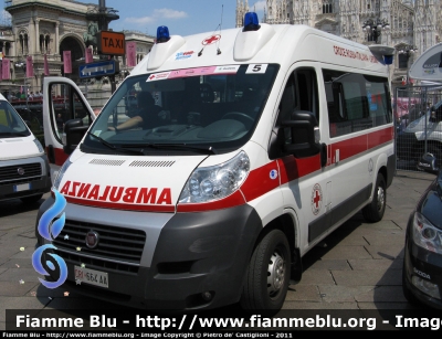 Fiat Ducato X250
Croce Rossa Italiana
Comitato Locale di Lipomo
Allestita Orion
in scorta al Giro d'Italia 2011
CRI 664 AA
Parole chiave: Fiat Ducato_X250 118_Como Ambulanza CRI664AA Giro_Italia_2011 ambulanza Lombardia